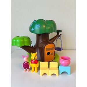 Playmobil 1.2.3 & Disney: Winnie's & Piglet's Tree House​ Complete Set